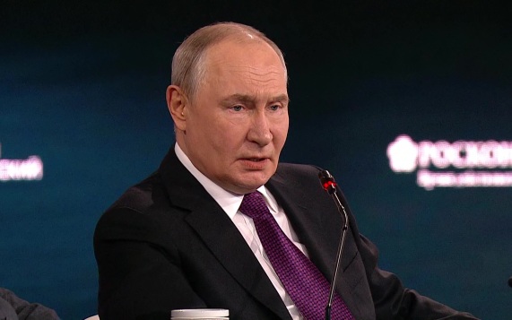 Путин: зеркальный ответ РФ на удары по НПЗ стал весьма значимым