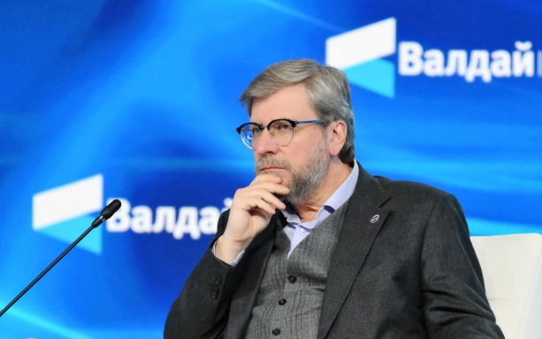 Эксперт Лукьянов: в Берлине долго не решались закрыть Русский дом
