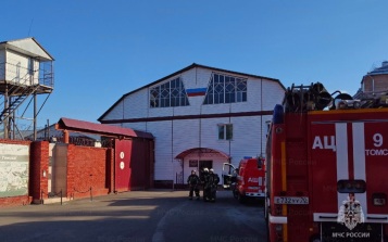В Томске тушат пожар в исправительной колонии