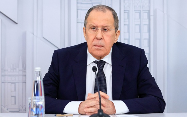 Россия работает над восстановлением прав русскоязычных на Украине, заявил Лавров