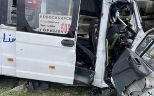 Появились данные о состоянии 12 пострадавших при ДТП в Новосибирской области