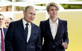 Путин провел встречу в Кремле с главой фонда "Талант и успех" Шмелевой