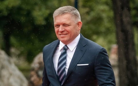 Фицо: Запад потерпел крах в попытке поставить Россию на колени