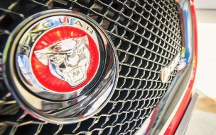Более 4 тыс. работников автопроизводителя Jaguar Land Rover лишатся работы