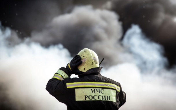 Квартира загорелась в девятиэтажке во Владивостоке