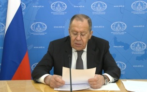 Лавров рассказал, что читает новости в соцсетях