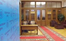 В Госдуме для депутатов IX созыва постелют новые ковровые дорожки