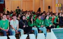 В Екатеринбург съезжаются первые участники Международного фестиваля молодежи