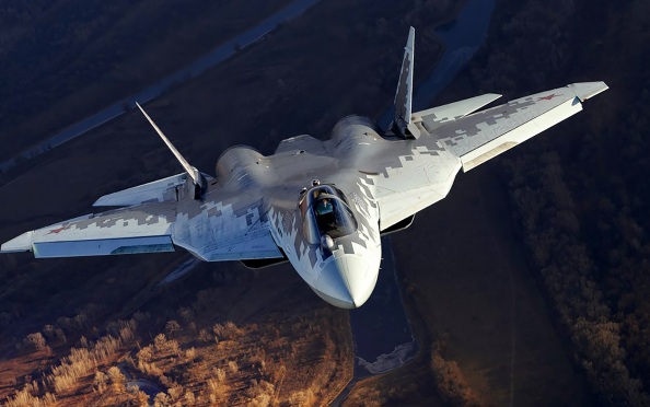 Россия представила полуракету-полудрон для Су-57 в Египте