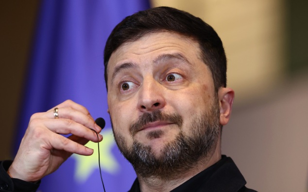 Зеленский намерен потребовать еще больше денег после окончания СВО, пишет КП