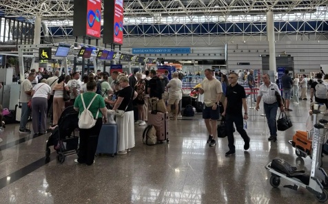 Транспортные прокуроры контролируют ситуацию с задержкой рейсов в Сочи