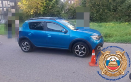В Калининграде 7-летняя девочка выбежала на дорогу и попала под автомобиль