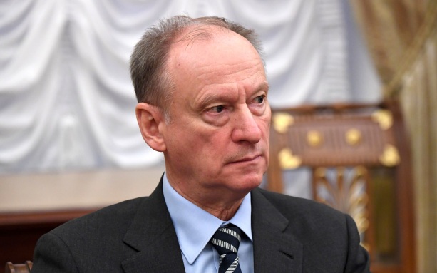 Патрушев: сопровождение военными кораблями судов РФ помогает от захвата