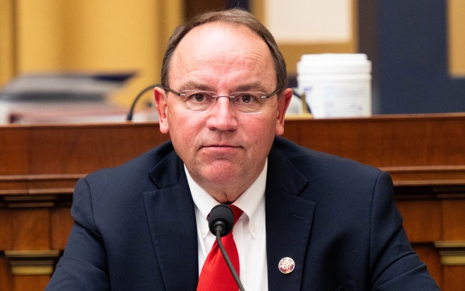 Самолет с американским конгрессменом аварийно сел на воду
