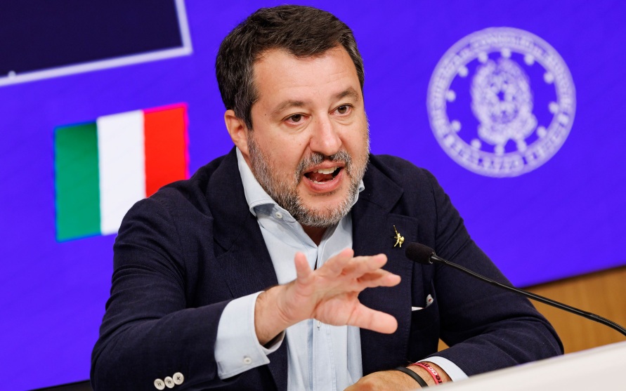 Вице-премьер Италии Сальвини рассказал о ежедневных молитвах об Украине
