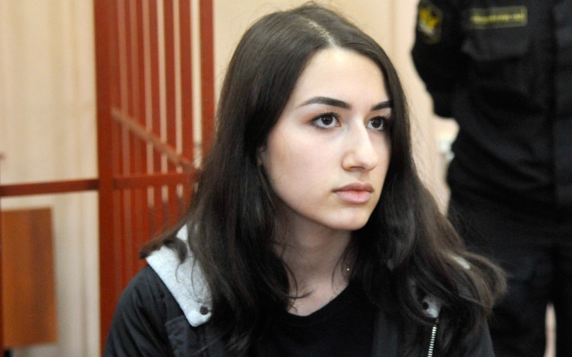 Сестрам Хачатурян не стали смягчать меру пресечения