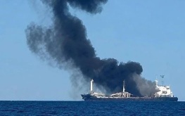 Российская армия подбила в порту Черноморска сухогруз с военным имуществом ВСУ