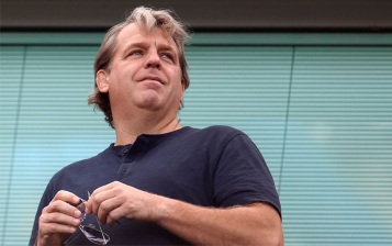 Американский бизнесмен Боули покидает руководство "Челси" спустя четыре года