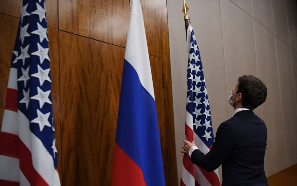 Экономист Бадалов оценил последствия "адских" санкций США против России