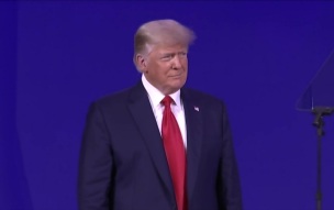 Трамп сообщил о предстоящем переломном решении по Ирану