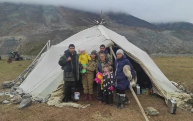 Свыше 60 чукотских подростков летом работали в оленеводческих и морских бригадах