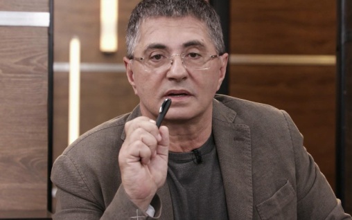 Мясников предостерег от употребления фитнес-батончиков
