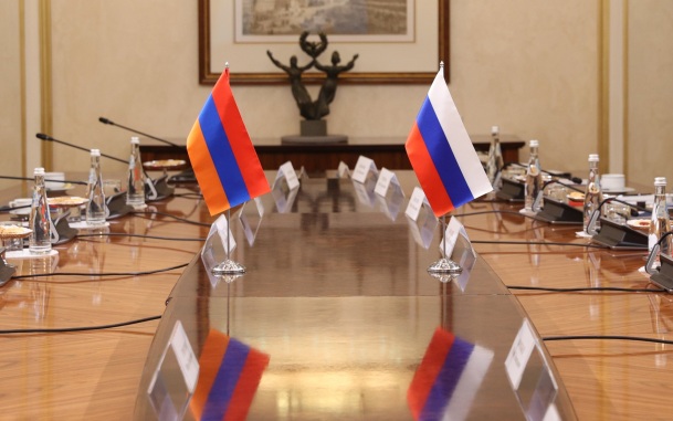 Пашинян признал, что отношения с Россией будут неизбежно меняться
