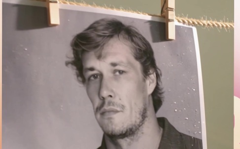 Письмо в прошлое: актер Артем Быстров дал советы себе 19-летнему