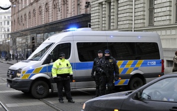 Полиция в Чехии задержала злоумышленника, угрожавшего школам и медикам