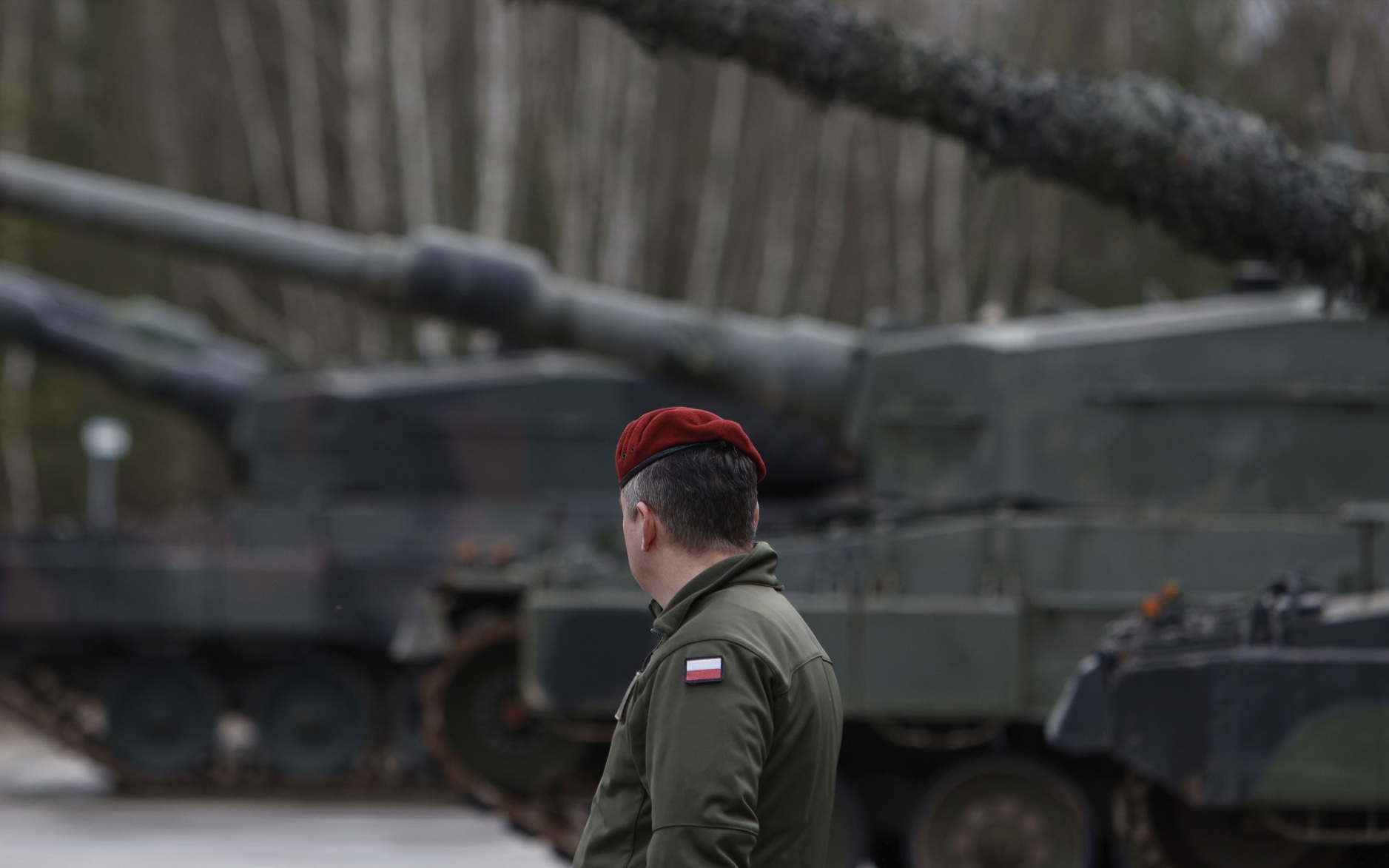 Польша не знает, сколько ее граждан уехали на Украину наемниками