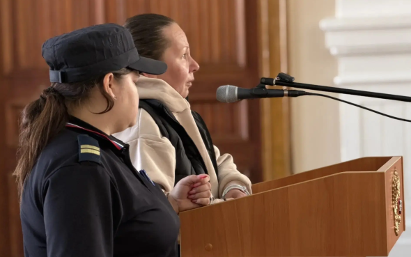 Разные суммы: дочь Тарховых заявила, что внучка экс-мэра тянула из него деньги