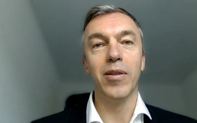 Политик Шмидт рассказал, как правительство Мерца давит на "АдГ"