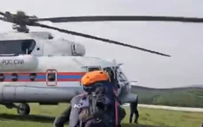 Спасатели возобновили поиски пропавших туристов в горах КБР, привлечен вертолет