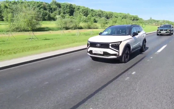 АвтоВАЗ начнет продажи Lada Azimut до конца года