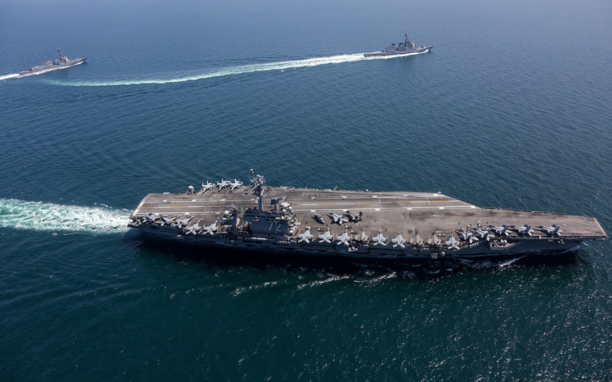 В СМИ рассказали о восьми попытках суицида на авианосце USS Abraham Lincoln