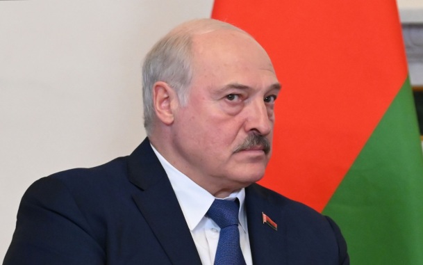 Лукашенко помиловал 15 преступников