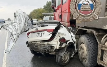 В ДТП на саратовской трассе погиб водитель легковушки