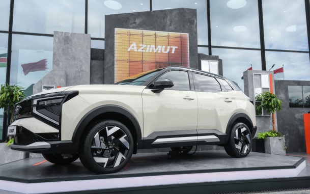 Путин поздравил АвтоВАЗ с началом производства Lada Azimut