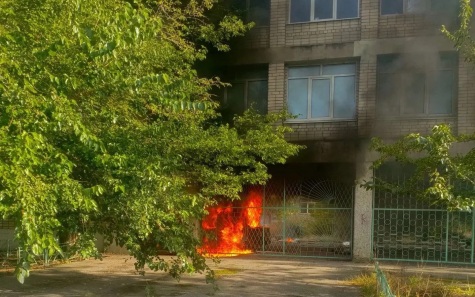 Беспилотники ударили по гражданским объектам в Энергодаре