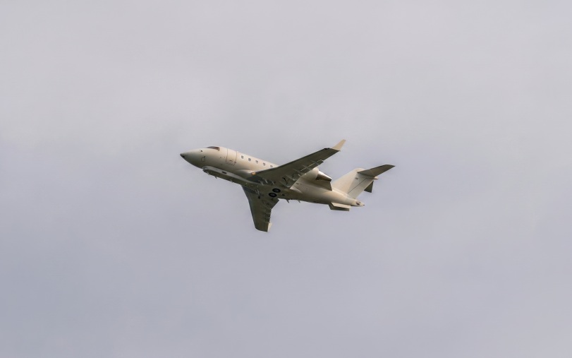 Американский разведсамолет свыше четырех часов кружит над Черным морем