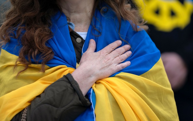 Премьер Украины попросил граждан включить "третье дыхание" и запастись терпением