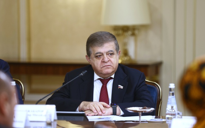 Джабаров назвал решение Вучича позвонить Путину заслуживающим уважения
