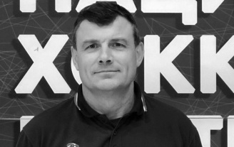 В Москве попрощались с убитым медведем хоккейным тренером Кузьменко