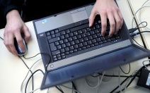В РФ предложили ввести GPS-контроль за освободившимися после тяжких преступлений