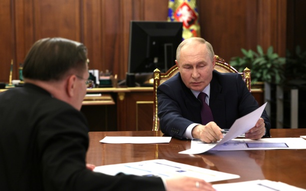 Россия — мировой лидер по строительству атомных блоков за рубежом, заявил Путин