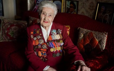 Воробьев: 102 года исполнилось участнице Сталинградской битвы Марии Рохлиной