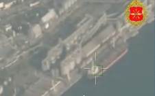 МО РФ: сухогрузы с имуществом для ВСУ поражены в Черном море и порту Одесса