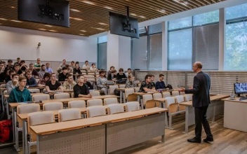 Эвакуированы сотрудники и студенты Московского института электронной техники