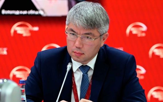 Глава Бурятии Цыденов взял отпуск до 10 октября после удаления желчного пузыря