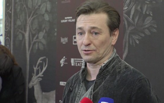 Сергей Безруков удостоился почетного звания в Чечне